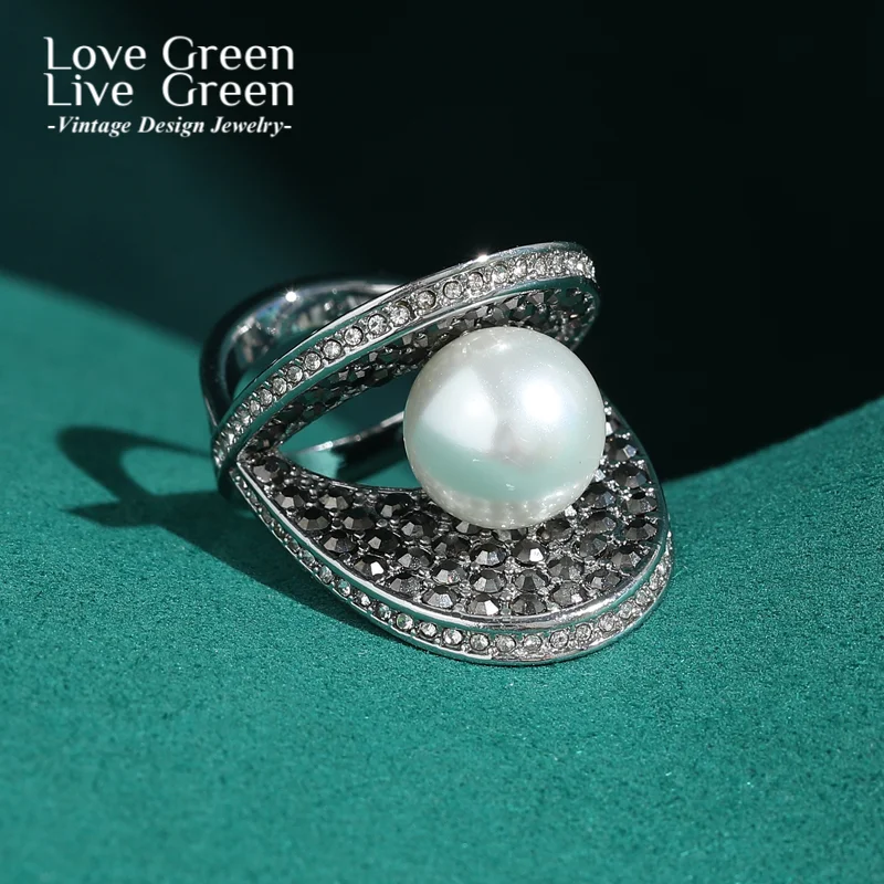 

Vintage Pearl Rings For Woman Accessories White Black Rhinestone Clam Shell Silver Color Quality Luxury Designer Gifts Wedding