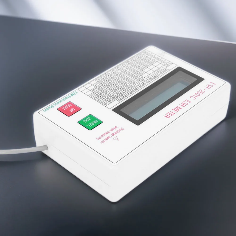 ESR-condensatortester Test in circuitcapaciteitsmeter met meetsnoeren Clipbatterij LCD-scherm ESR-meter Slimme uitschakeling