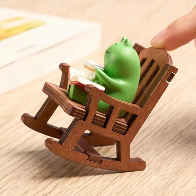 

2PC Frog Rocking Chair Cute Japanese Healing Small Decoration Office Desktop Decoration