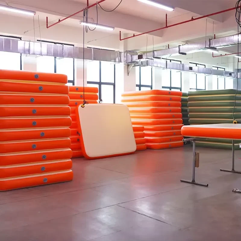 Factory Custom Size 2*1.5*0.2m Lightweight Foldable Convertible Modern PVC Self Inflating Outdoor Portable Camping Mattress