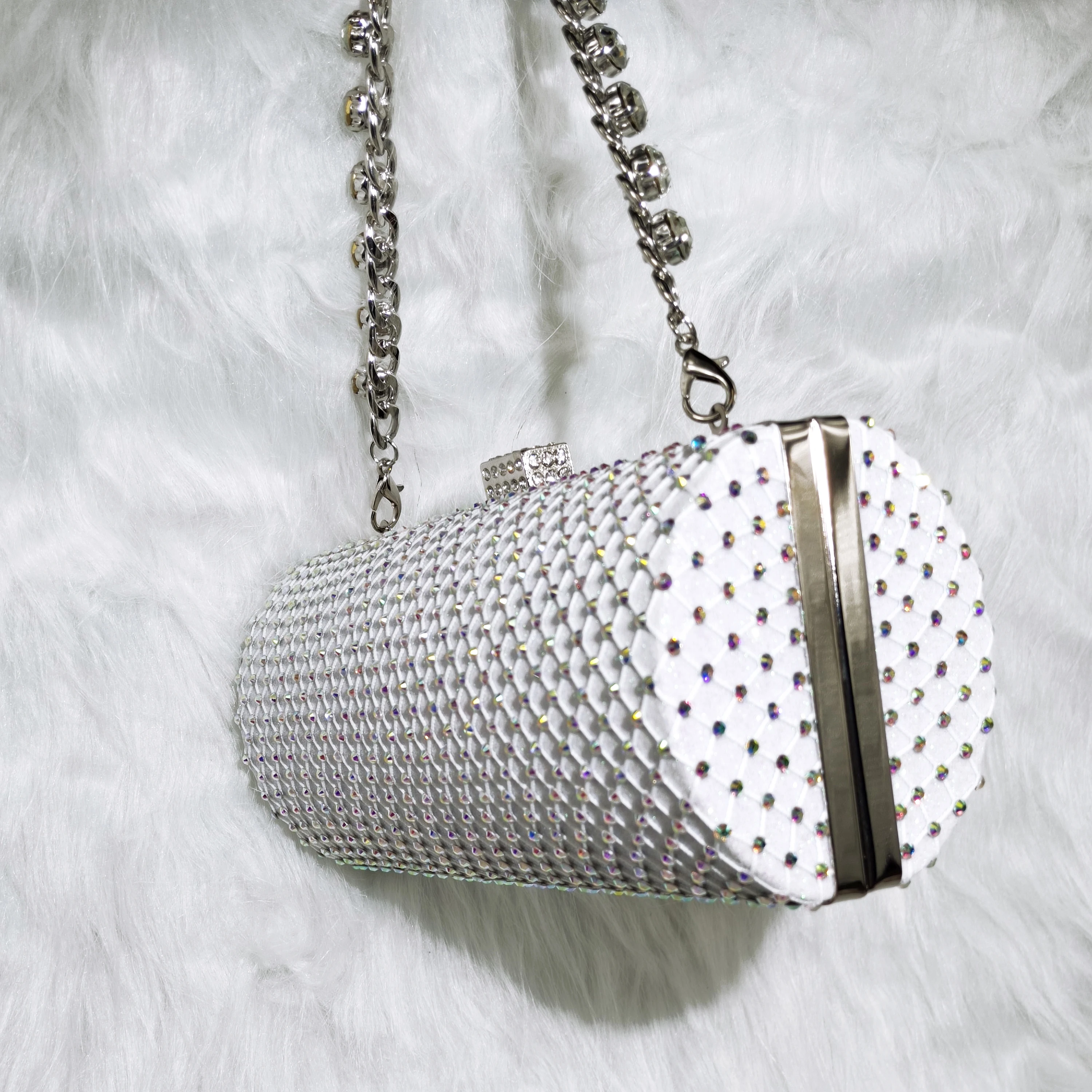 2024 Italian Design Women's Round Shaped Grid Full Diamond Handbag Fashion Mini Bag Women's Wedding Party Bag