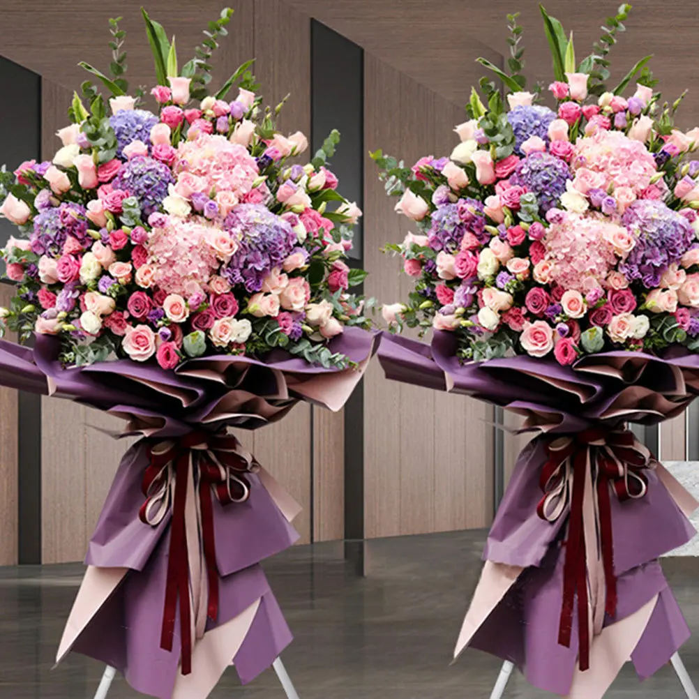 

1Pcs Plastic Flower Basket Creative Tripod Flower Holder for Wedding Decoration Party Supply Display Rack Home Table Decor