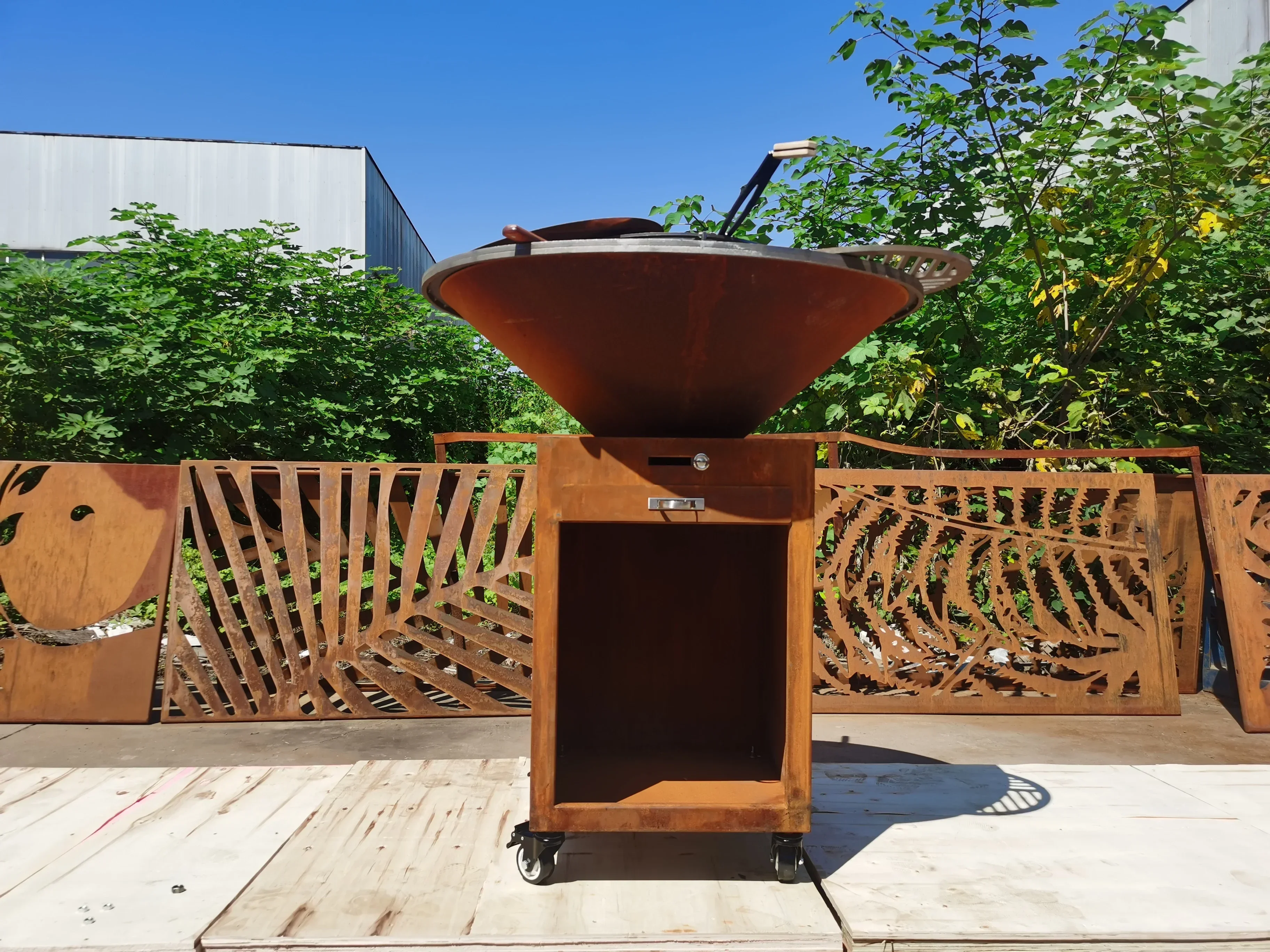 Fast Selling Rust Wooden BBQ Grill with 100CM Baking Tray Grill BBQ for Outdoor Cooking.HOT SALES