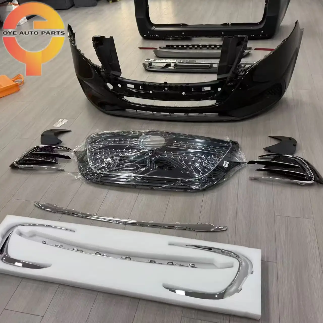 

For Benzs V Car Upgrade 24 V AMG Front and Rear Bumpers with Amg Grille Body Kit 2016-2019