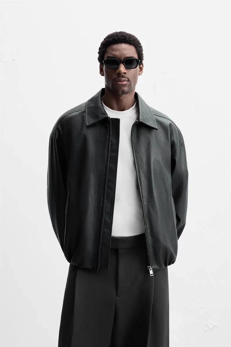 

Новая мужская модная куртка 2025 года из искусственной кожи, разноцветная, в американском стиле, с воротником на молнии, из полиэфирного волокна, длинная, повседневная...