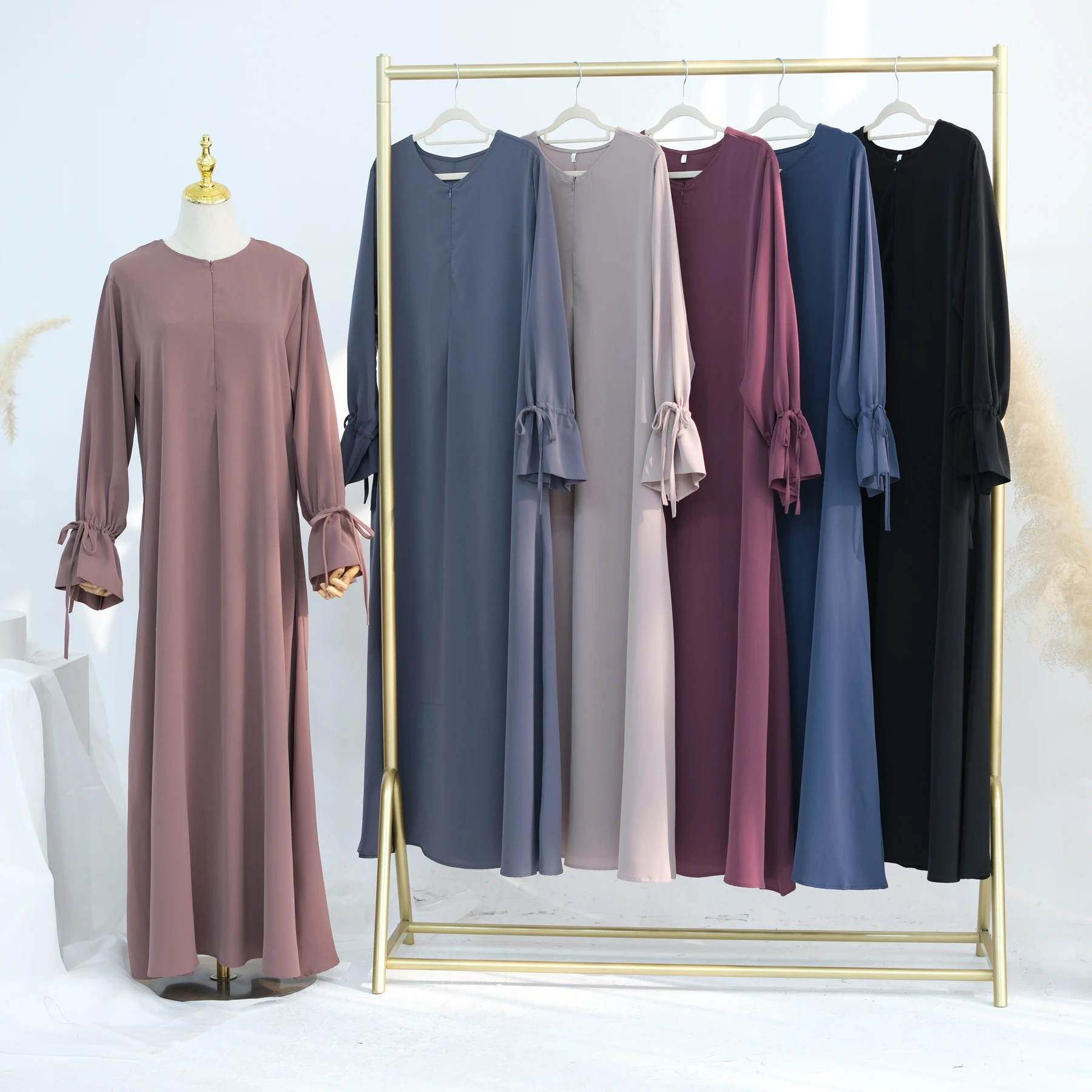 

Oem Popular Ruffle Sleeves Front Zipper Modest Dresses Premium Nida a Line Shape Maxi Dress Abaya Muslim Women Dress
