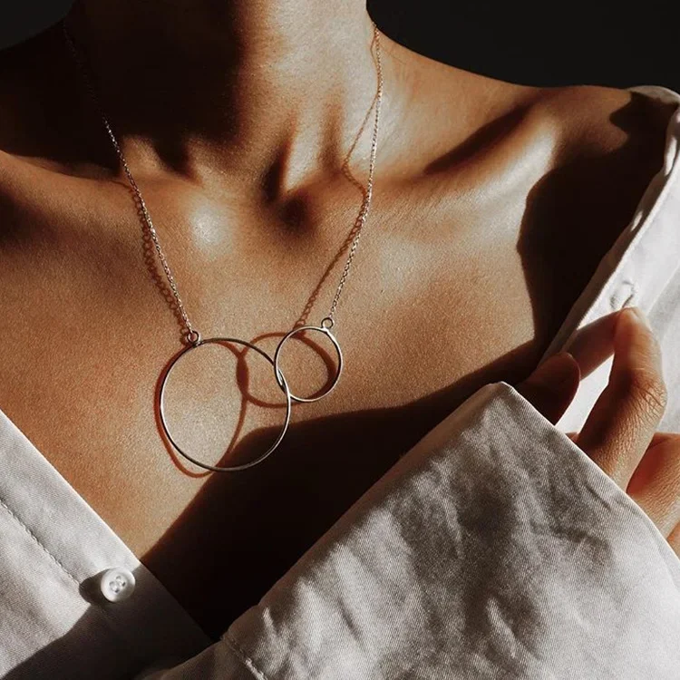 New Fashion Minimalist Two Linked circles Metal Clavicle Necklace Pendant Necklace for women