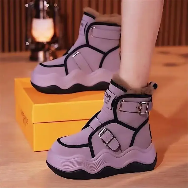 PU Plush Padded Snow Boots Woman 2024 New Chunky Winter Shoes for Women Cotton Female Warm Fashion Ankle Lace Up Casual Booties