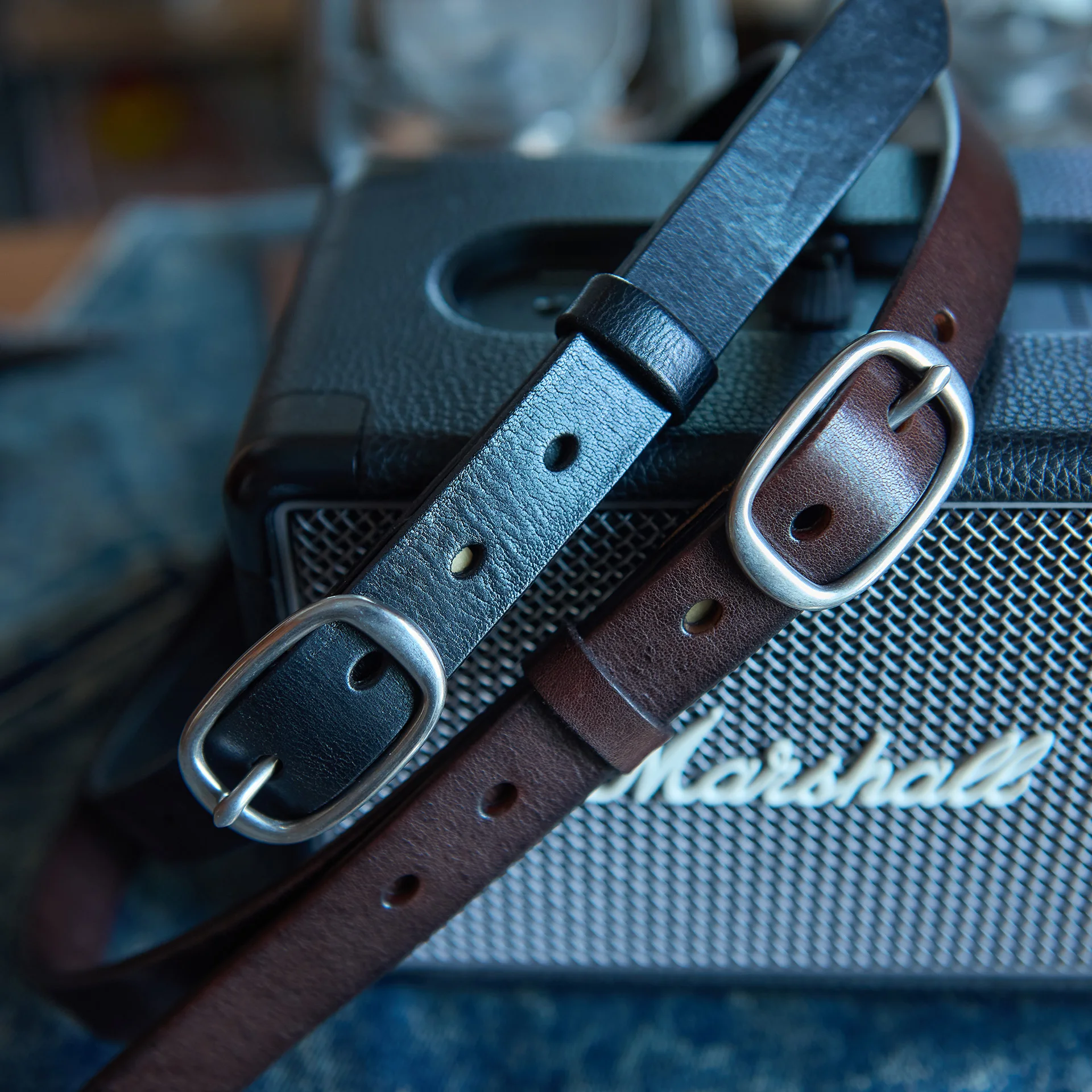 retro-style-genuine-leather-belt-for-women-stainless-steel-buckle-casual-versatile-smooth-surface-24cm-wide-waist-belt