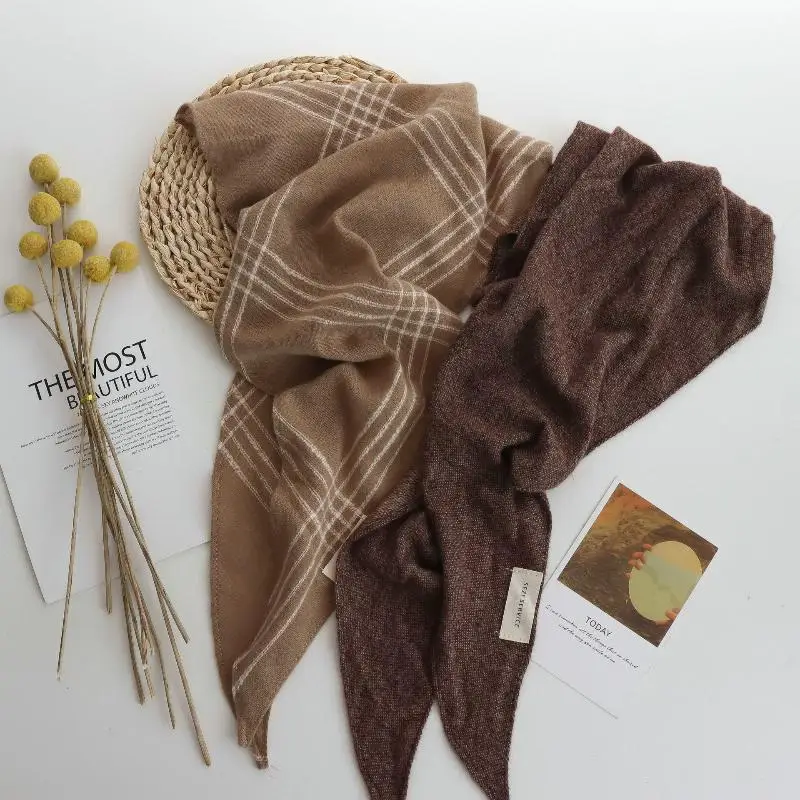 وشاح مثلث منقوش محبوك أنيق؛ شال عالي الجودة، وشاح رأس دافئ للسيدات؛ وشاح صغير كاجوال مفيد