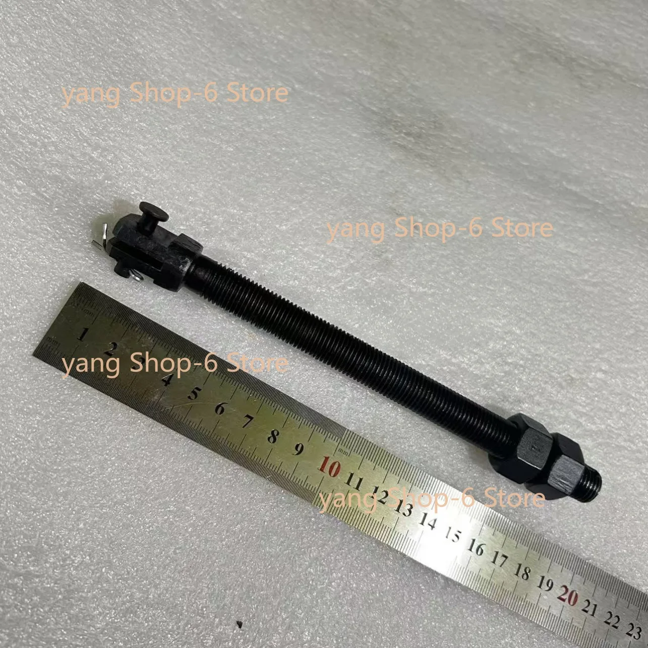 

for Toyota 1.5 tons Forklift Door frame Door shelf Chain connect Pole 04631-10330-71 04631-10331-71