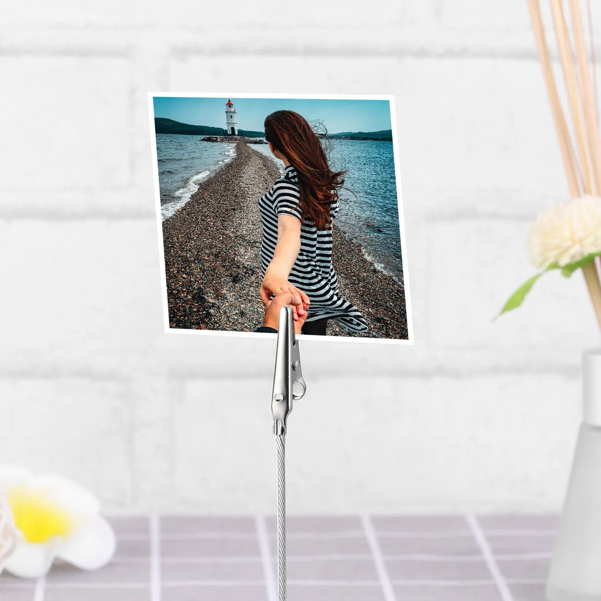 

10Pcs Resin Stainless Steel Cube Base Memo Holder Clip for Office Home Desk Photo Note Paper Organizer Space Saving Desktop