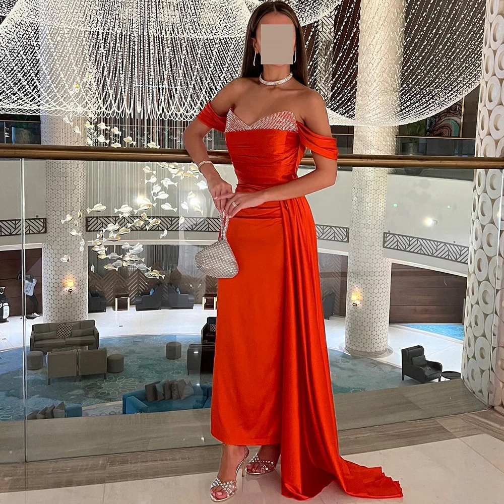 

Saudi Arabia Evening Gowns Tea Length Off the Shoulder Satin Short Sleeves Straight Panel Train Pleats Crystal Party Gowns 2024