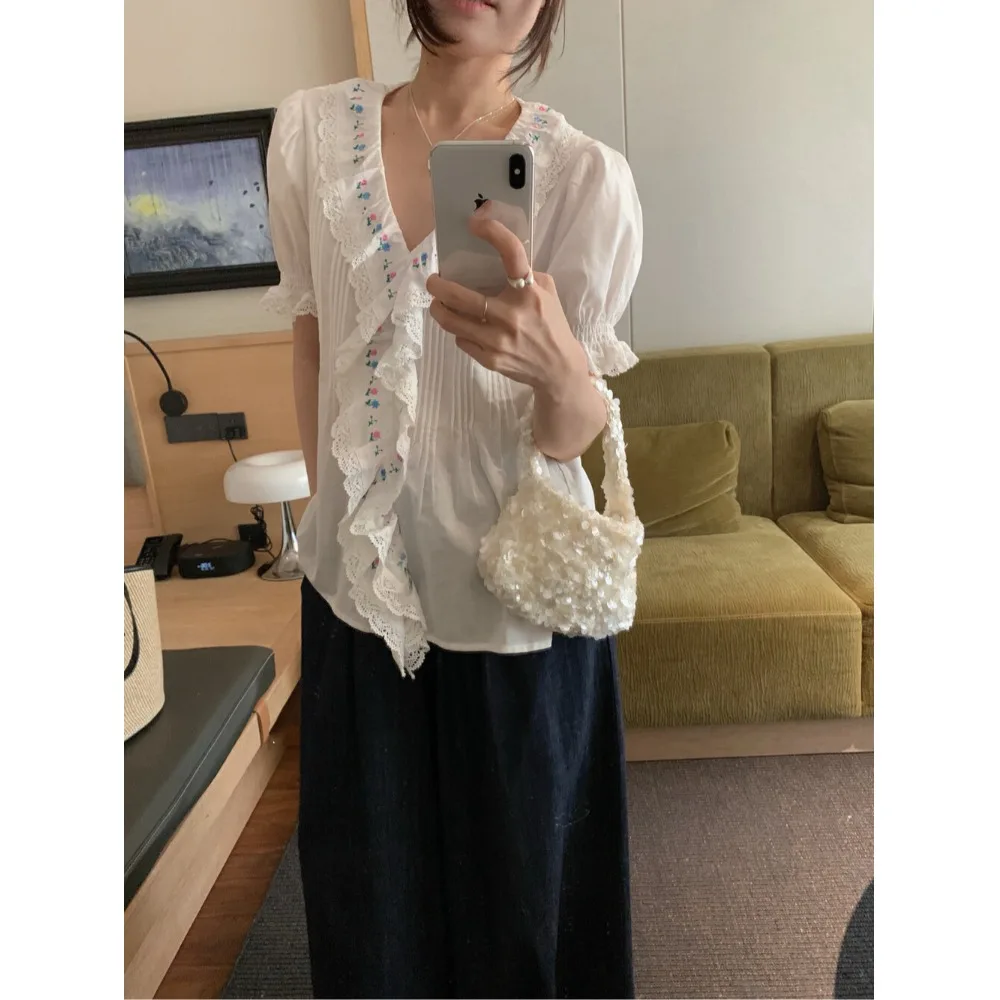 

Sweet Summer New Style Loose Heavy Embroidery Blouse Women's High-End Feeling Fashionable Top Korean Style Sleeveless Shirt