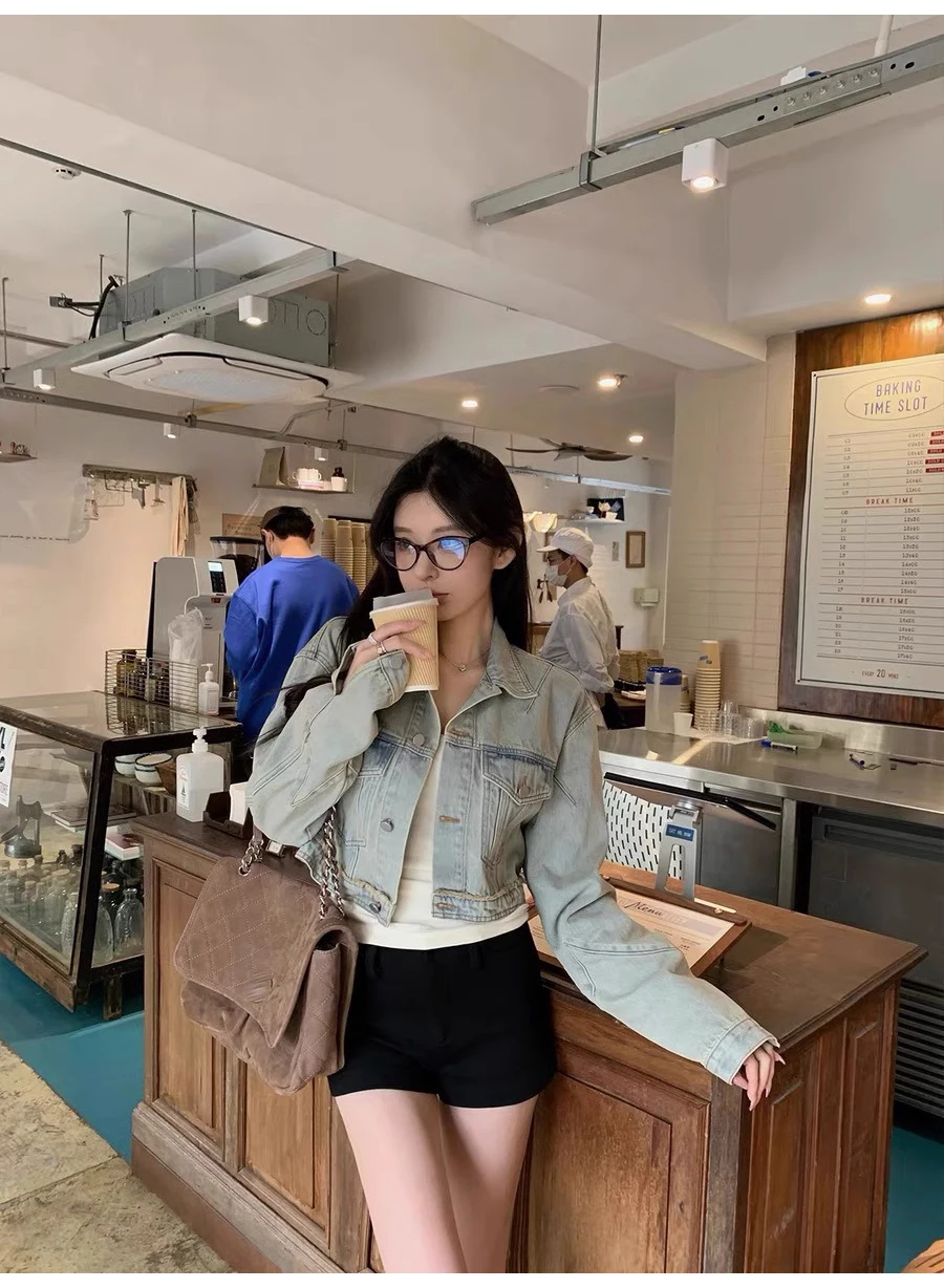 

Retro Light Blue Short Denim Jacket 2024 New Female Korean Fashion Temperament Casual Versatile Jacket Long Sleeve Jackets Coat