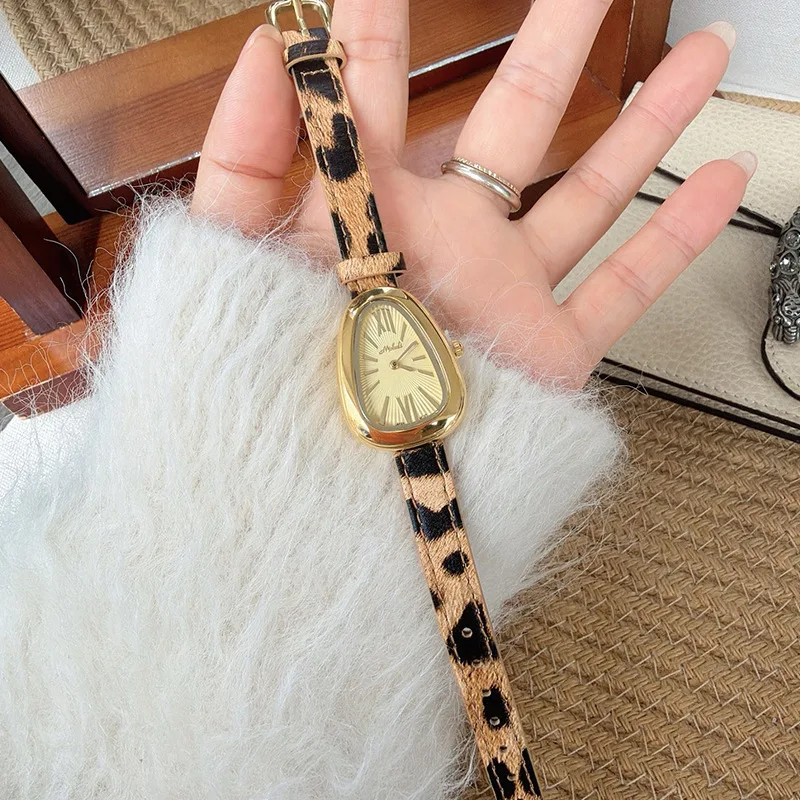 New Leather Leopard Print Vintage Luxury Women'S Quartz Watch, High-End Women'S Wristwatch, Timepiece And Accessories.