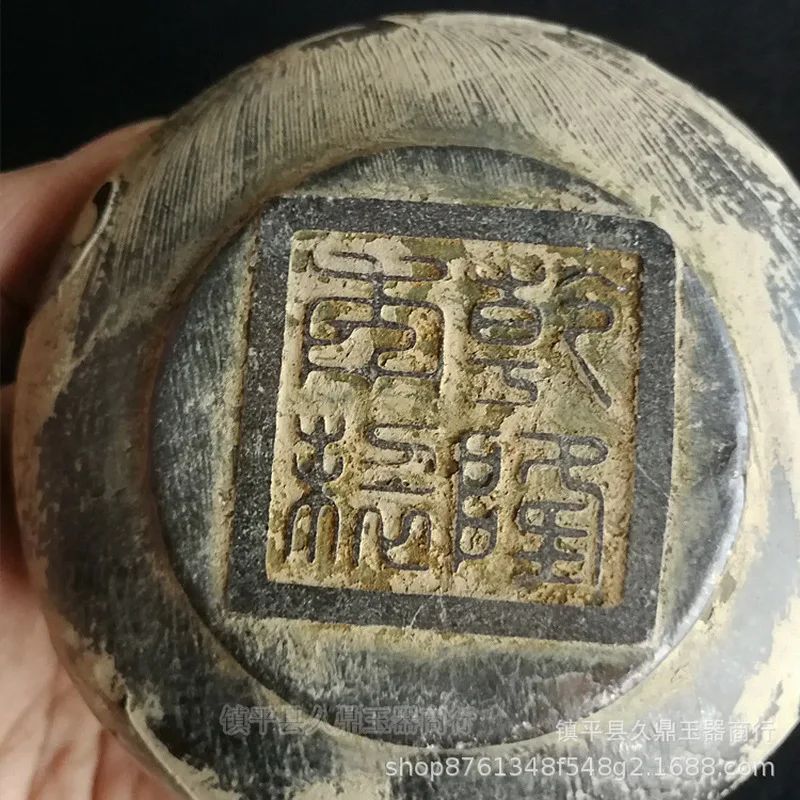 Antique miscellaneous items, retro and , old artifacts, basins, aged ornaments, Xiuyu (Xishui jade)