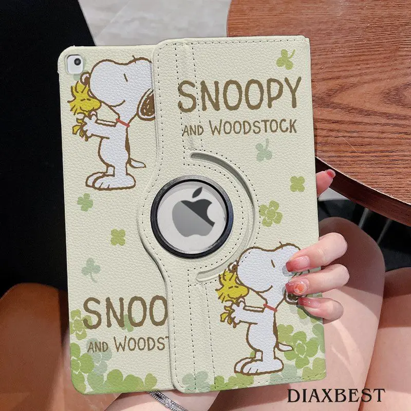 Funda de cuero giratoria 360 para ipad11, carcasa plana Pro, nueva animación de dibujos animados de Snoopy, funda con tapa MINI6 de 7/8/9a generación, venta al por mayor