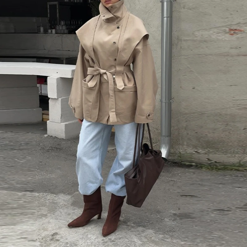 

2025 Autumn Women's Clothing New Design Sense Short Button Windbreaker Jacket