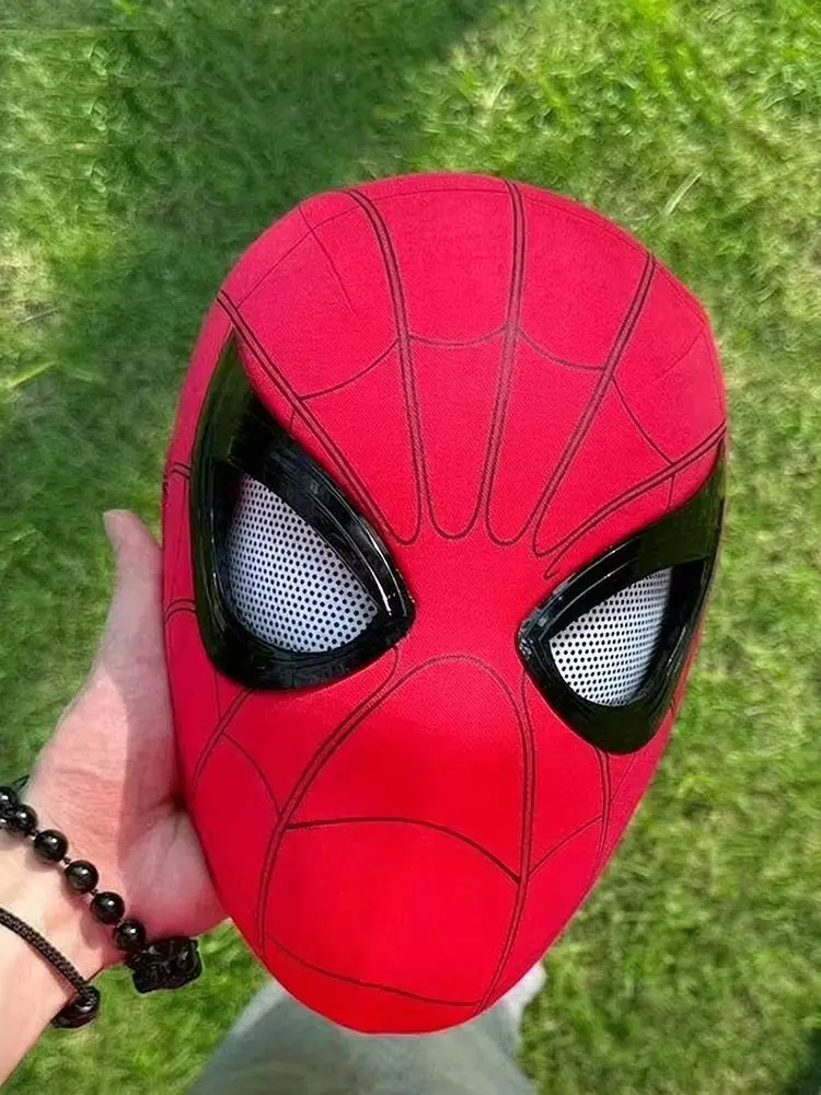 2026 Popularna Oddychająca Maska Spider-Mana Milesa 11 z Elektronicznymi, Ruchomymi, Świecącymi Oczami LED, Sterowana, Nakrycie Głowy do Cosplayu, Świetny Prezent — 2