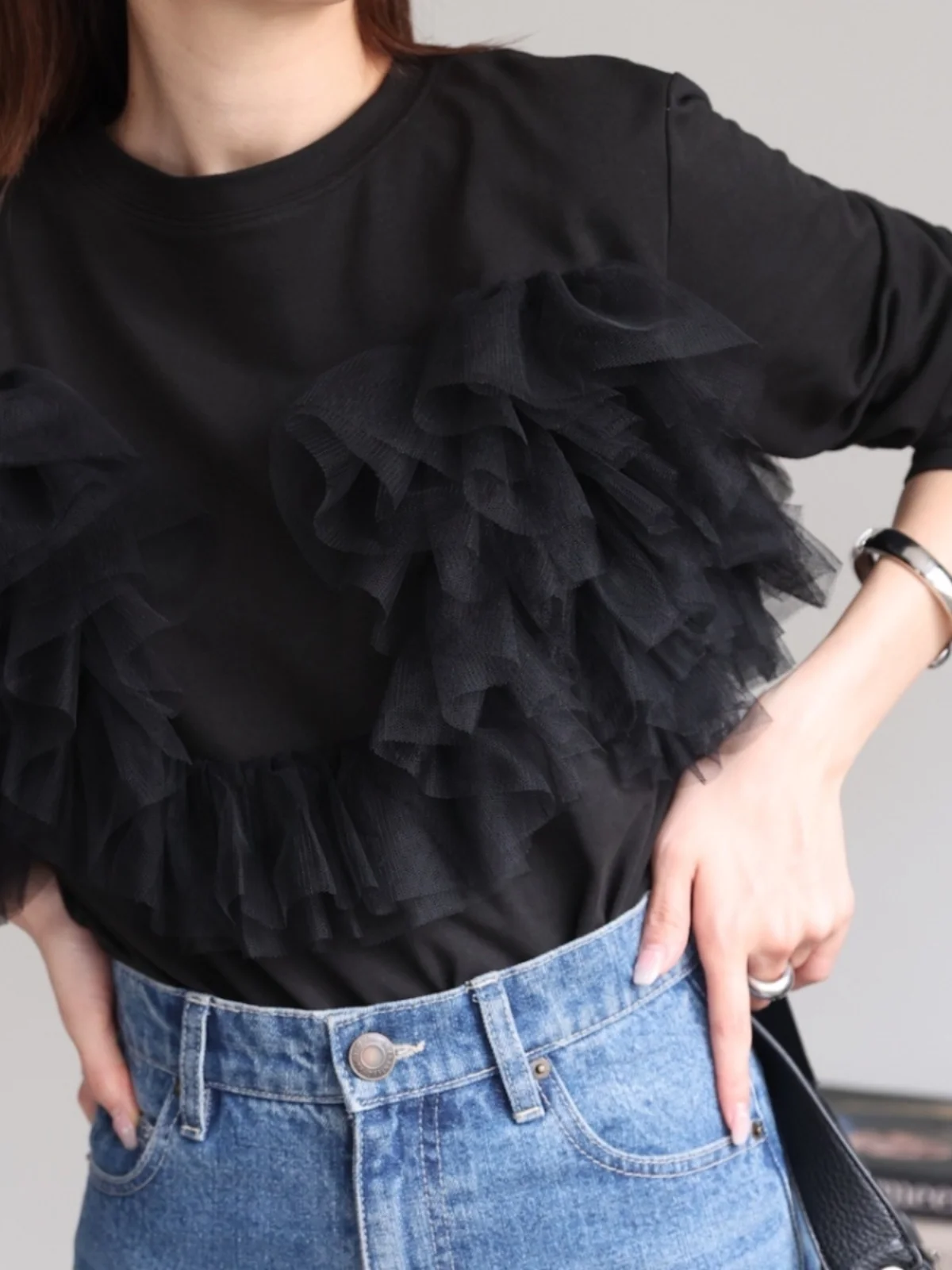 Top Donna in Puro Cotone Pesante con Pizzo in Tulle, Indossabile in Due Modi, Spalle Scoperte, Collo Rotondo