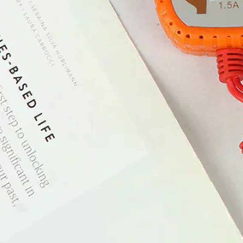 1Pcs USB Interface Universal Battery Mobile Phone Charger 4 USB Multifunctional Clip Charger DIY Accessorie