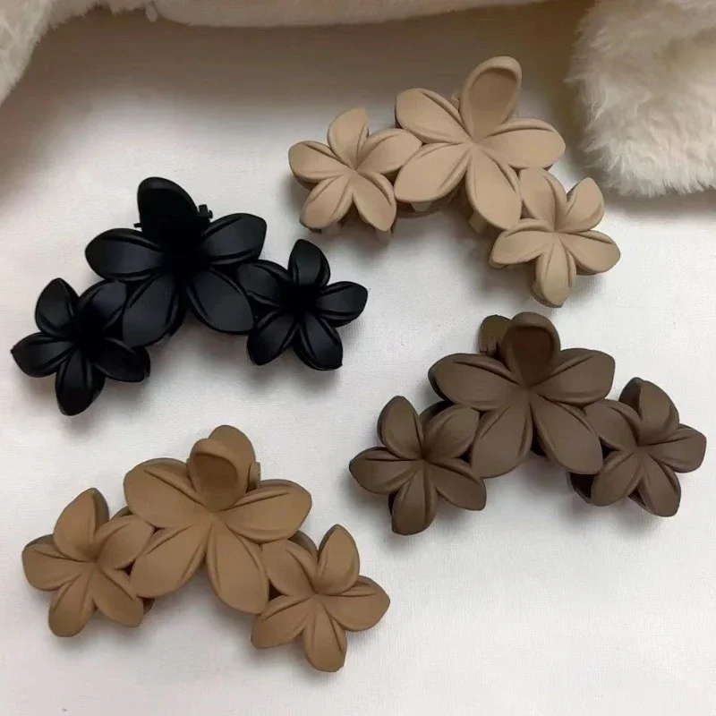 Korean Fashion Gradient 12cm Flower Hair Clip For Women Sweet Hairpins Hair Claws Crab Clamp Barrettes Hawaiian Hair Accessories