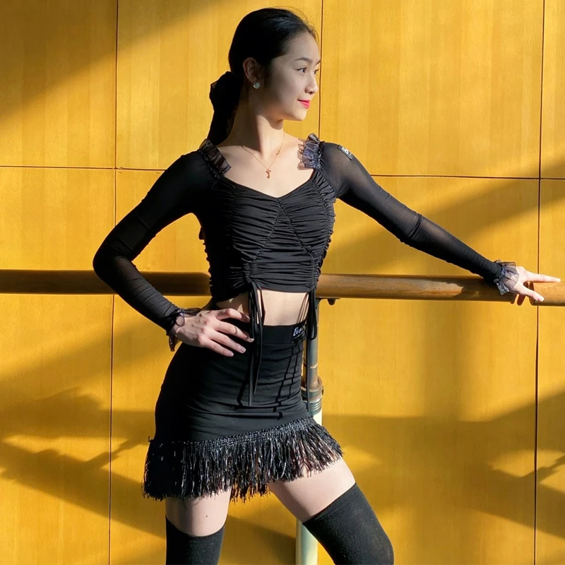 สตรีเต้นรําละตินการแข่งขันเครื่องแต่งกายเซ็กซี่ตาข่ายละติน Top Fringed กระโปรงผู้ใหญ่เต้นรําละตินเสื้อผ้าการฝึกอบรมชุด SL13212