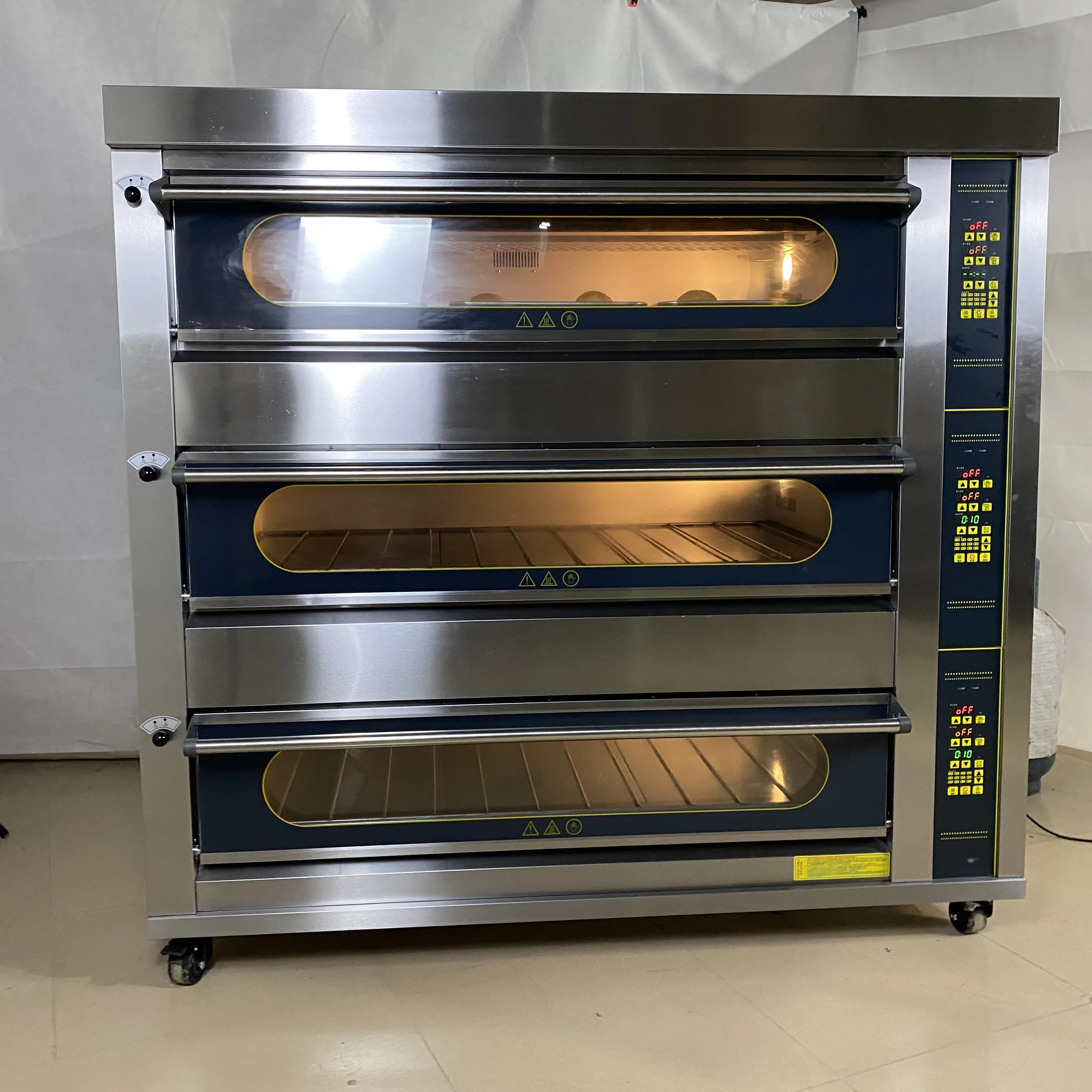 

Двухуровневая духовка, 3 уровня, 9 лотков, газовое хлебобулочное оборудование, новый дизайн, хлебобулочная машина для промышленной печи для пиццы