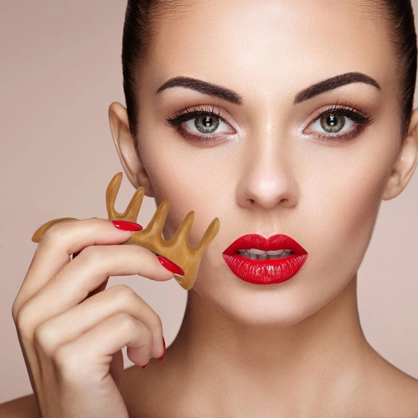 

1 шт., массажная расческа из зеленого сандалового дерева, многофункциональный инструмент для головы и тела, гуаша, скребок для акупунктурных точек, массажер для снятия стресса для домашнего использования