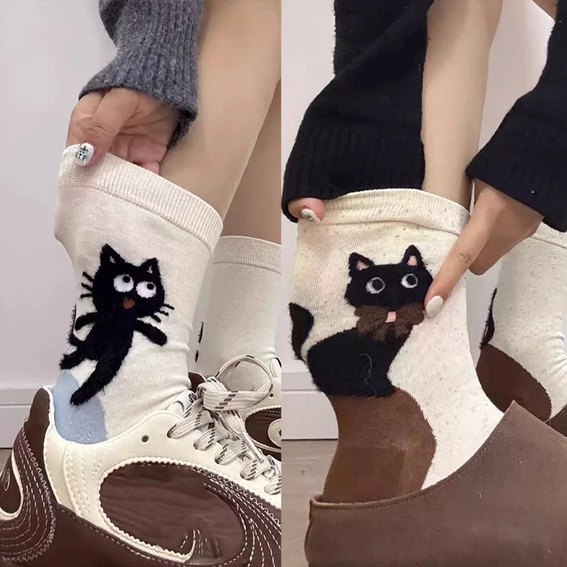 موضة جوارب قطنية للنساء الفتيات الخريف الشتاء الدافئة الكرتون القط نمط منتصف جوارب أنبوبية 2026 جديد شعبي السببية الجوارب القصيرة