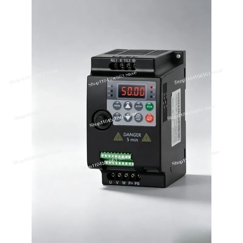 Universal Industrial VFD 220V/380V 0.75/1.5/2.2/4/5.5KW AC Motor Speed Controller