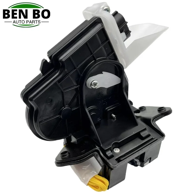 OEM 6935060141 6935060140 Trunk Lock Actuator Motor For 2008-2016 Toyota Land Cruiser Base 5.7L V8