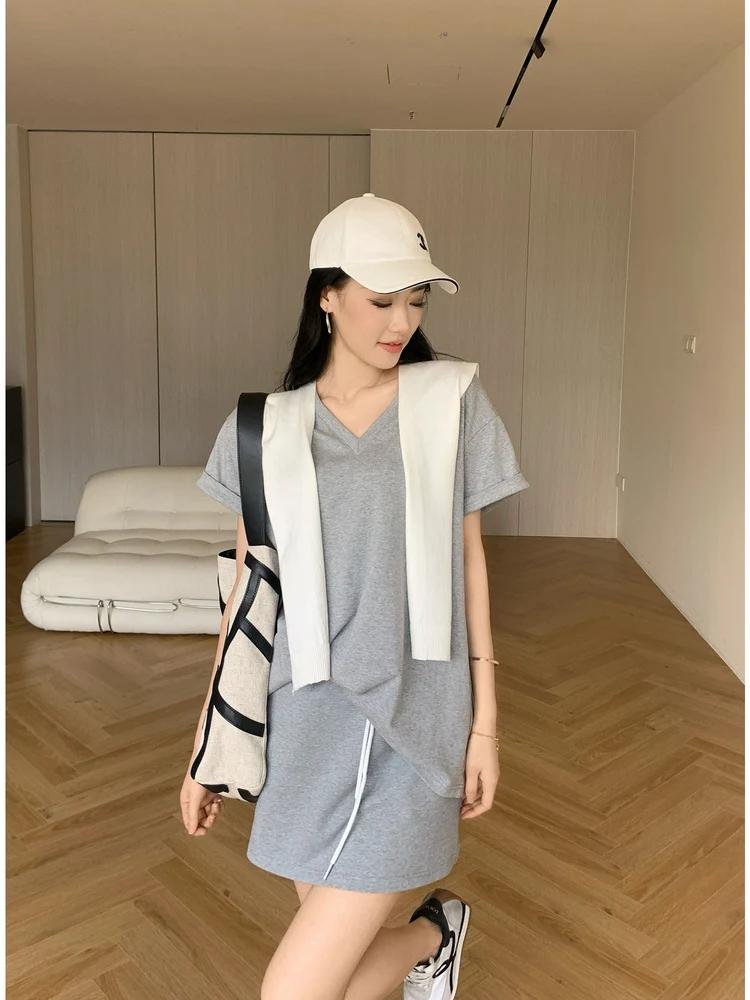 

Jin Qi Summer Slim Fit Lazy Sle ey V-Ne ort Sve Loose Personali Color Versatile Korean Version T-irt Women