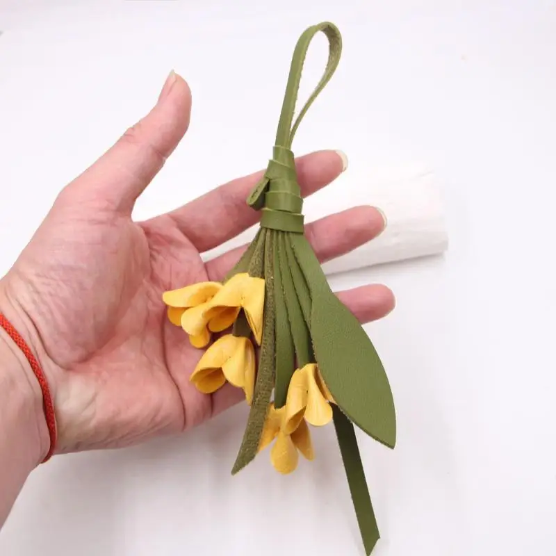 Niedlicher Osmanthus-Taschenanhänger, kreativer handgefertigter PU-Leder-Blumen-Schlüsselanhänger, modischer Cartoon-Taschenanhänger, Auto-Ornament – Detail 5