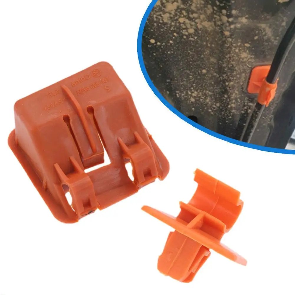 1U0823570A Plastic Car Hood Bonnet Rod Stay Bracket Buckle Clip Holder For Skoda Roomster Fabia Octavia MK2 2004 - 2012 2013