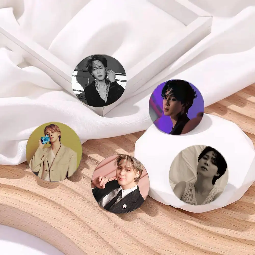 Korean Celebrity Pa…