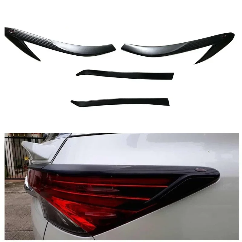 

CITYCARAUTO CAR STYLING FOR FORTUNER REAR TAIL LIGHTS COVER REAR LAMP COVER STICKER FIT FOR TOYTA FORTUNER 2015-2017 CAR