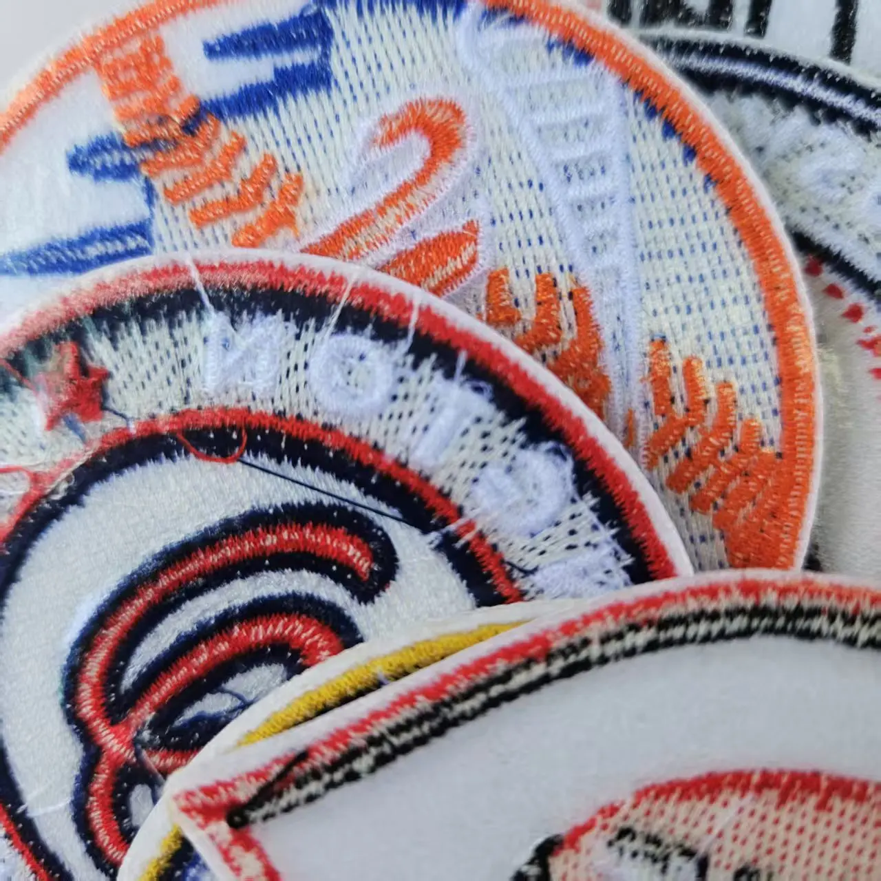 35pcs/lot mixed American Baseball Team Logo Patches Iron On Embroidery Applique Sew on Badge DIY Clothing Stickers Decoration