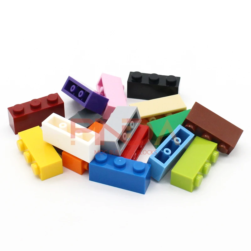 50pcs DIY Building Blocks Thick Figures Bricks 1x3 Dots Educational Creative Size Compatible With 3622 Plastic Toys for Children