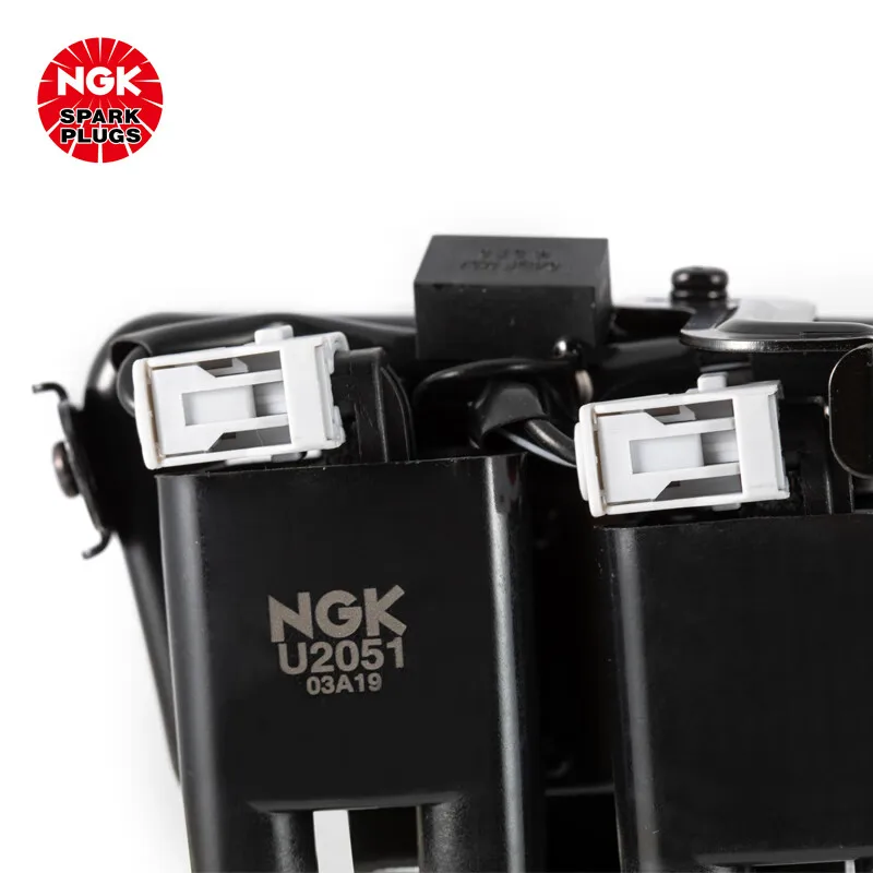 NGK ignition coil U2051 is compatible with Sairatu Sonata Wins Over Elantra high-voltage pack oe 2730123700