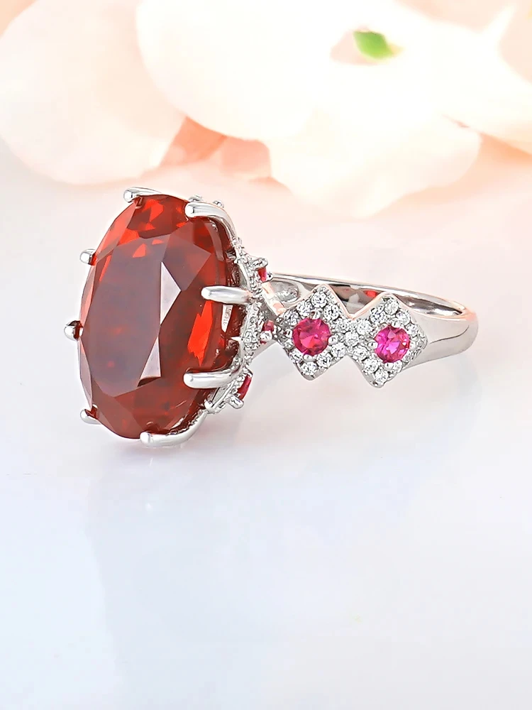Fashionable 925 sterling silver red treasure pigeon egg ring set with high carbon diamond temperament wedding jewelry