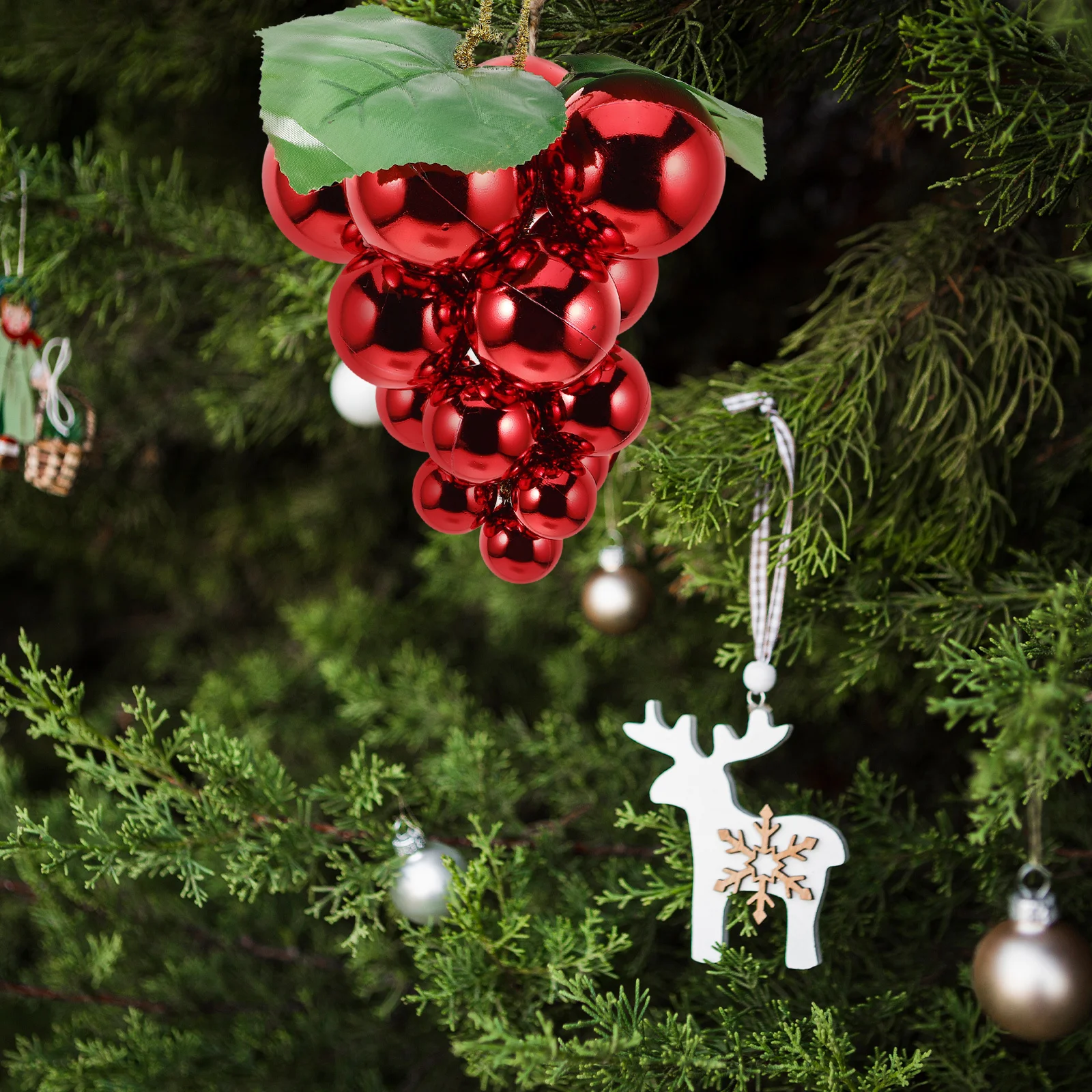 Decorazioni pendenti per albero di Natale Unico imitazione grappolo d'uva Ornamento Superficie riflettente Migliora l'eleganza dell'atmosfera festosa