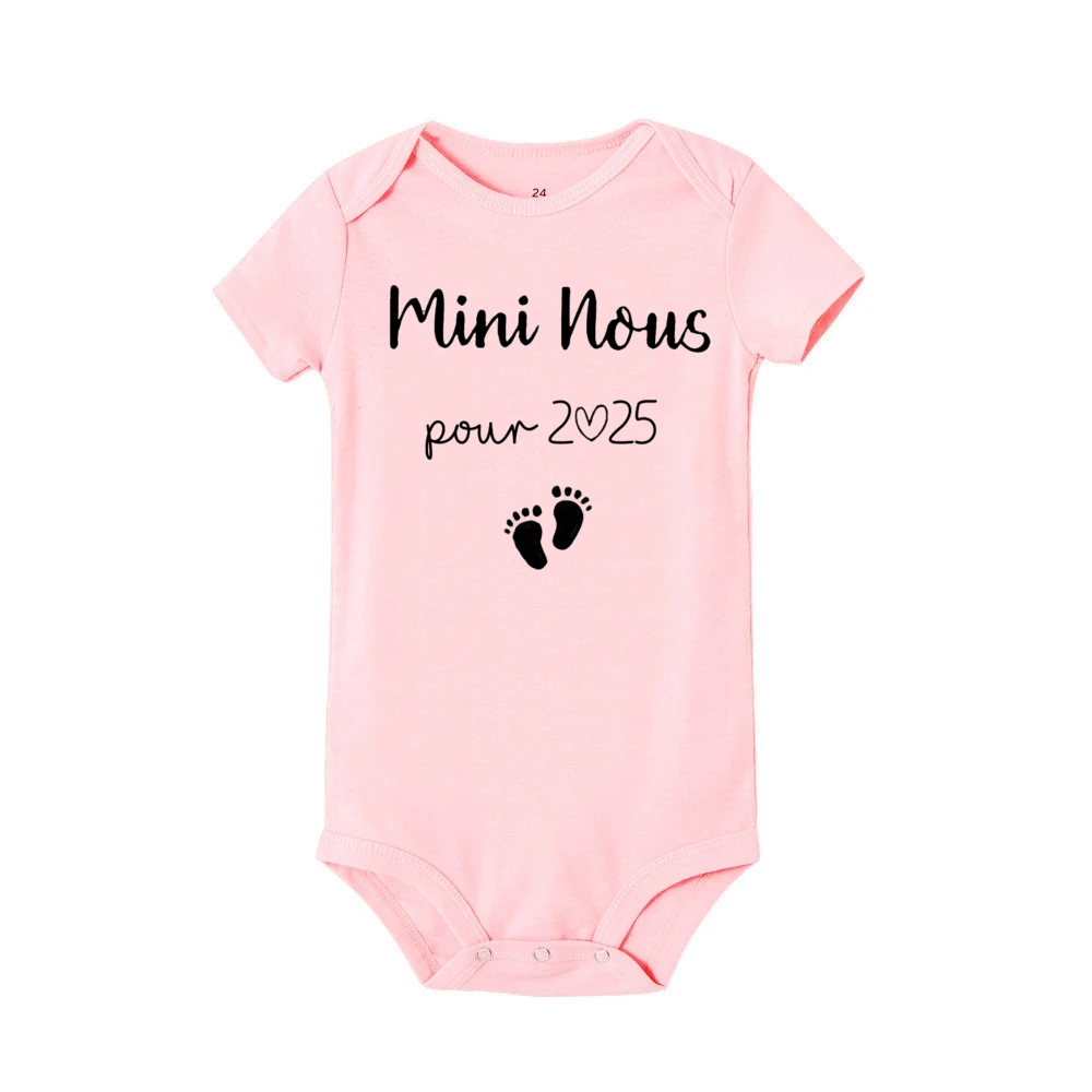 Mini uns im Jahr drucken Baby Stram pler lässig Kurzarm Säugling Overall Jungen Mädchen Bodysuit Sommer Schwangerschaft Ankündigung Kleidung