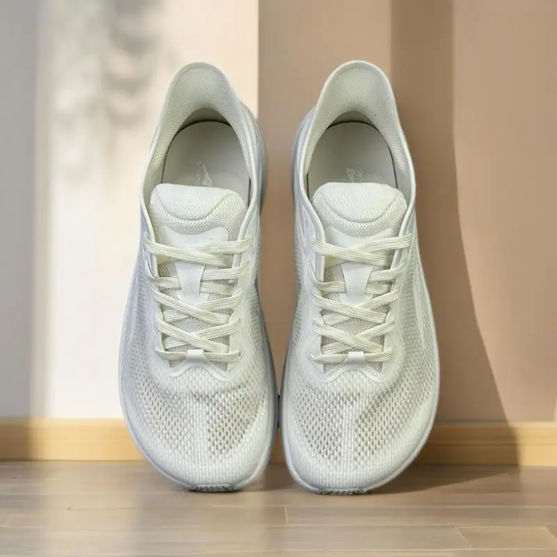 BootsStable support outdoor running shoes, structural design, safe for mountain sports