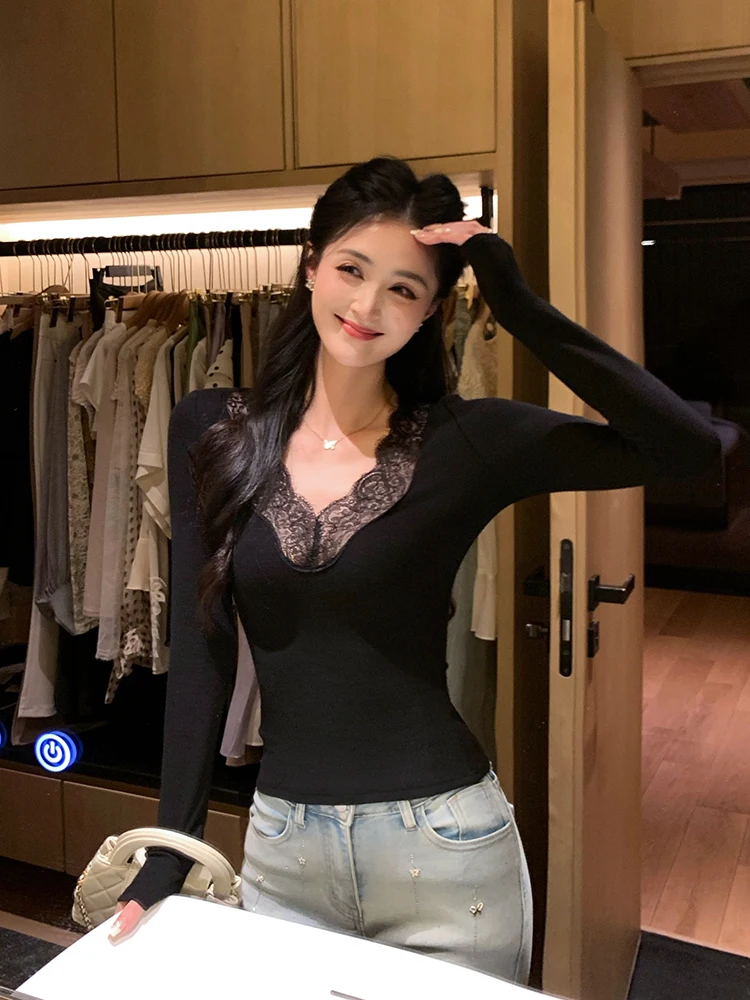 

Linyener Pure Desire Lace Splice V-neck Long Sleeve Knitted Shirt Women Spring Slimming Inner Wear Base Shirt Top Casual Style