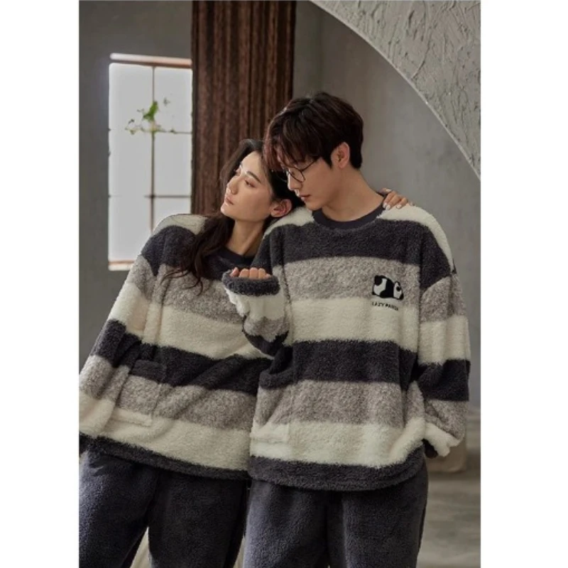 Can Be Worn Outside Loose Comfort Striped Fleece Couple Pajamas with Fleece Thickened Fall Winter Coral Fleece for Men /Women