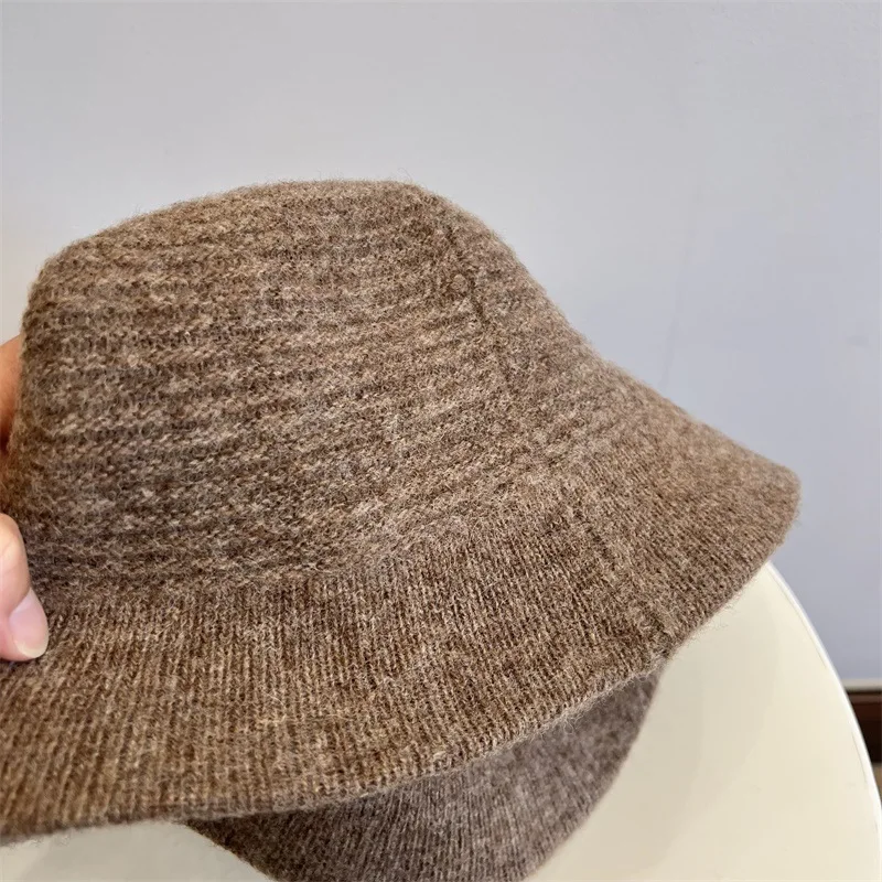 النسخة الكورية بسيطة الرجعية قبعة بحافة المرأة اليابانية الدافئة الصلبة محبوك قبعات رجال الأسماك الإناث عادية قبعة من أوت دور الخريف الشتاء