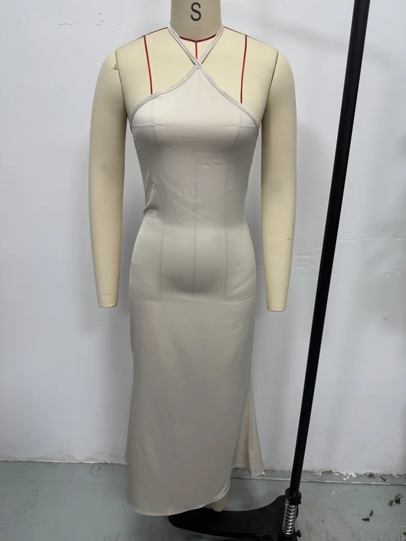 Três irmãs verão roupas femininas sexy nova cor sólida meados de cintura sem costas vestido de noite cetim suspender vestidos longos