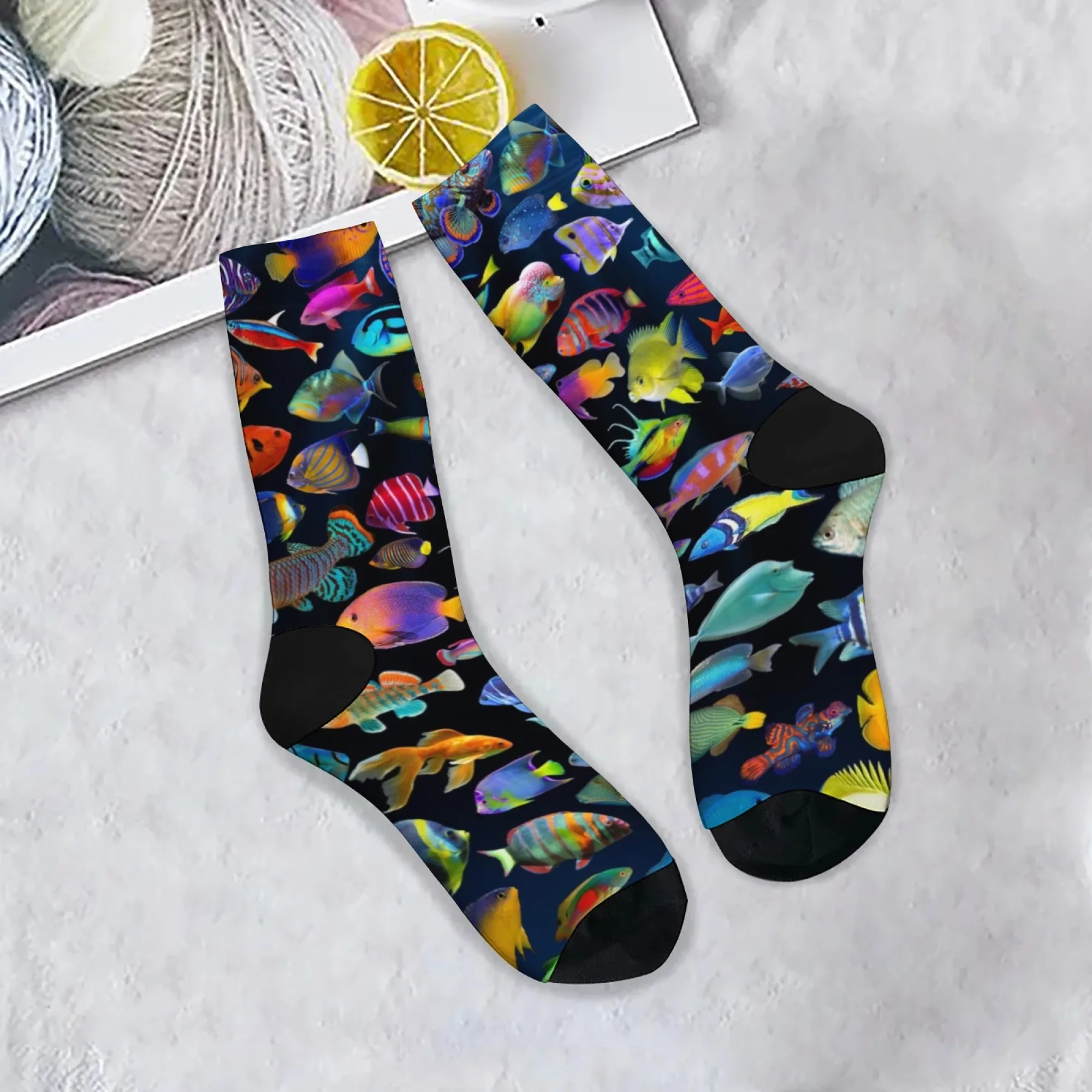 

Novelty Harajuku Retro Tropical Fish Print Men's Socks Comfortable Breathable Non-slip Casual Socks Street Crew Socks Fun Gift